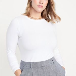NWOT Old Navy Long Sleeve Bestee Crew Neck T-shirt